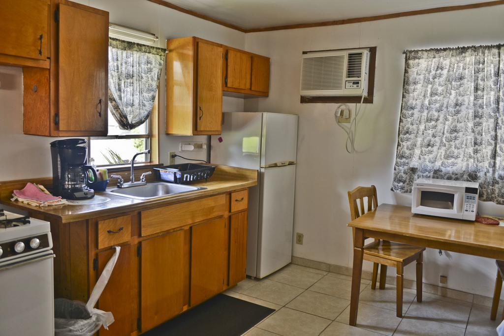 Lake Ida Beach Resort Winter Haven Rum bild